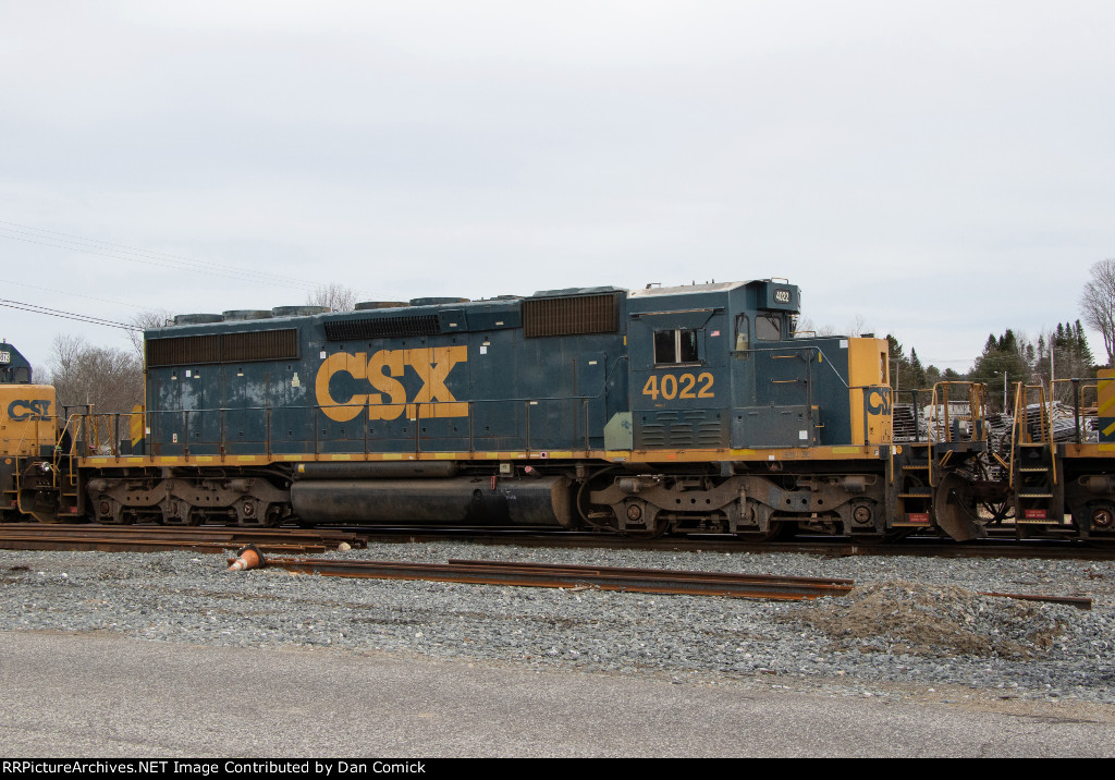 CSXT 4022